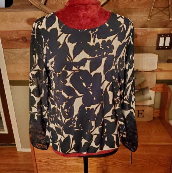 Alfani Navy Blue & White Floral Blouse - Picture 9 of 9